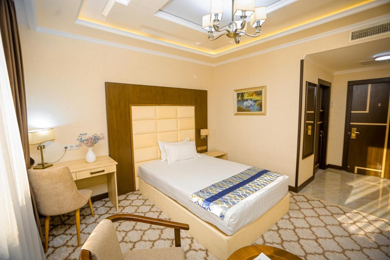 Royal Grand Hotel, Turkistan Exterior photo