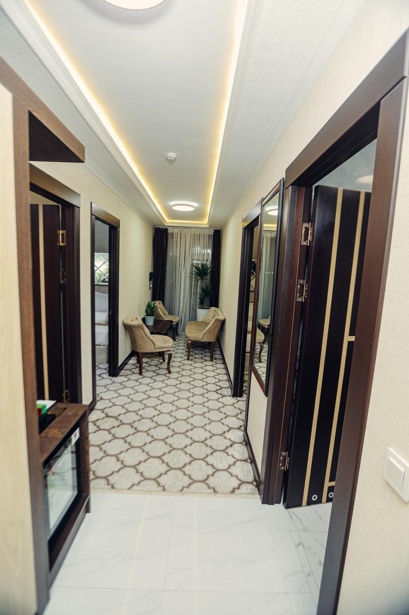 Royal Grand Hotel, Turkistan Exterior photo